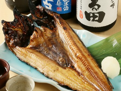 北海道の地酒を豊富に用意。料理とあわせてご堪能あれ