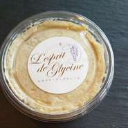 脂までが美味しい雪姫ポークを使いました。
フランスの伝統の保存食。
焼いたパンにたっぷりとのせてお召し上がり下さい。