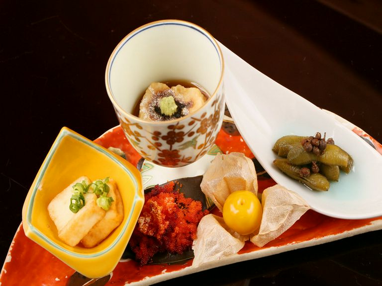 コースの始まりを告げる『前菜盛り合わせ』