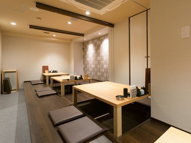 落ち着きのある和の空間で、ゆったりとした会食を…