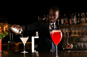 3つの飲み放題付きコースをラインナップ