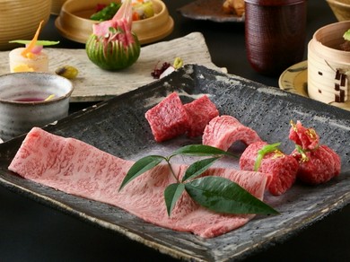 ミートアーティストにより選び抜かれた特選黒毛和牛
