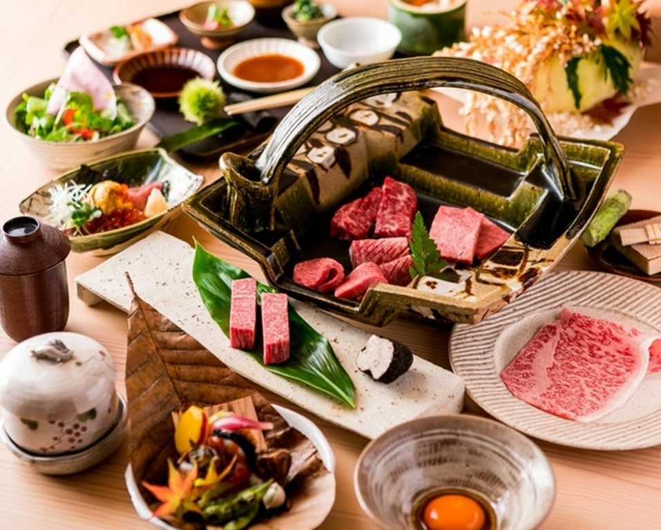 個室で華やかな大人の宴。特別な日もおすすめ