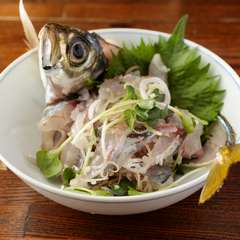 旬の釣り魚を一番美味しいタイミングで『本日の刺身』