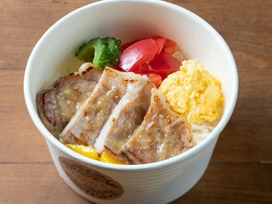 オリジナルのしょうがソースを使った『上州ポークのしょうが焼きランチ』に心もお腹も大満足