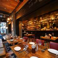 グラスワインの種類は常に10種類以上！ワイン好きには最高