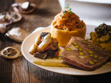 トリコヤ前菜5種の盛り合わせ (2P～)