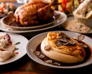 2大看板メニューにパスタorリゾットや鮮魚の一品もついた、特別な記念日やお祝いにぴったりのコースです。