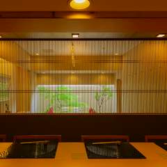 日頃の喧騒を忘れて、ゆったりと落ち着ける純和風の佇まい