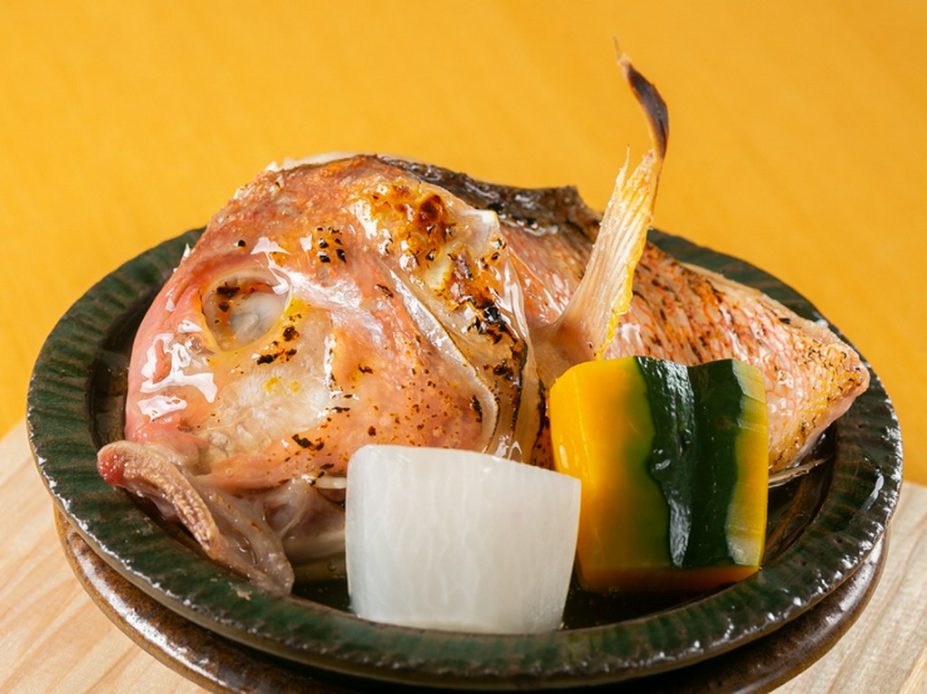 料理人自ら目利き。新鮮で旬な食材で日々おもてなし