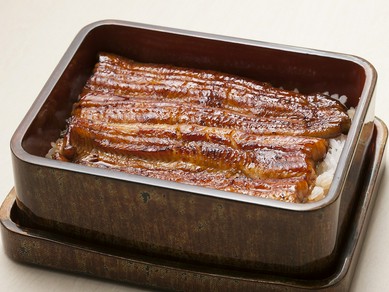 身がしっかりとして、旨味が際立つ『「共水うなぎ」肝吸い付き』