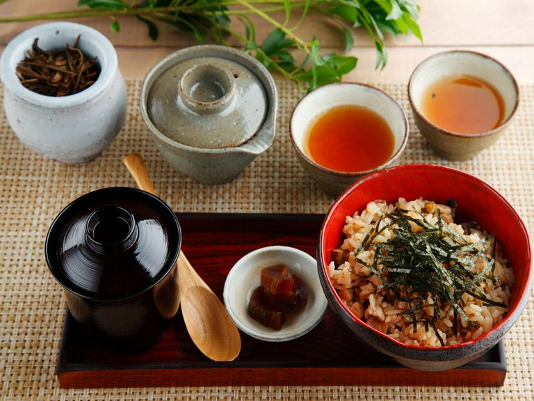 比内地鶏の炊き込み五目ご飯