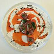 Ise Maguro Chu-toro tuna raw fish crudo,
eggplant caponata condiment
伊勢まぐろ中トロのクルード  カポナータ
