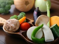 地元川越のお野菜を中心に季節の野菜を鉄板でお焼き致します。