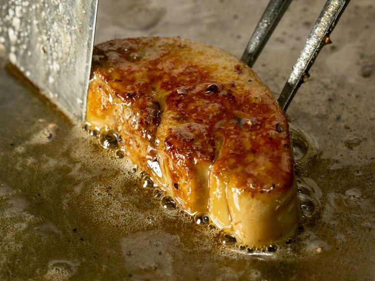 美味しいワインと美味しい料理を味わう楽しさを感じられる店