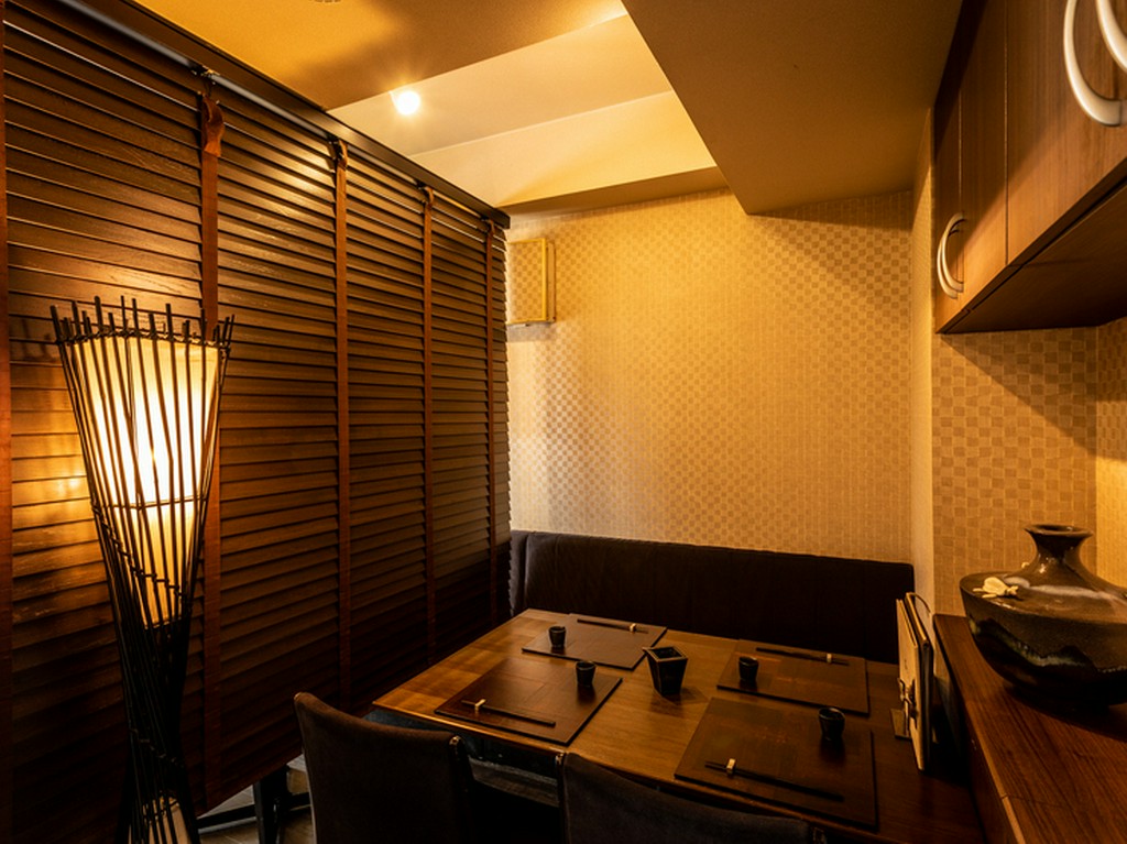 落ち着いた雰囲気の店内で、ゆったりとお食事を満喫