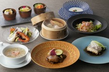 お好みのスープ、メイン料理、麺飯料理、デザートが選べるコース。