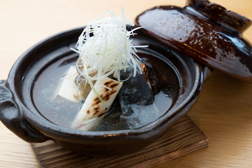 自慢の丸鍋（すっぽん鍋）
