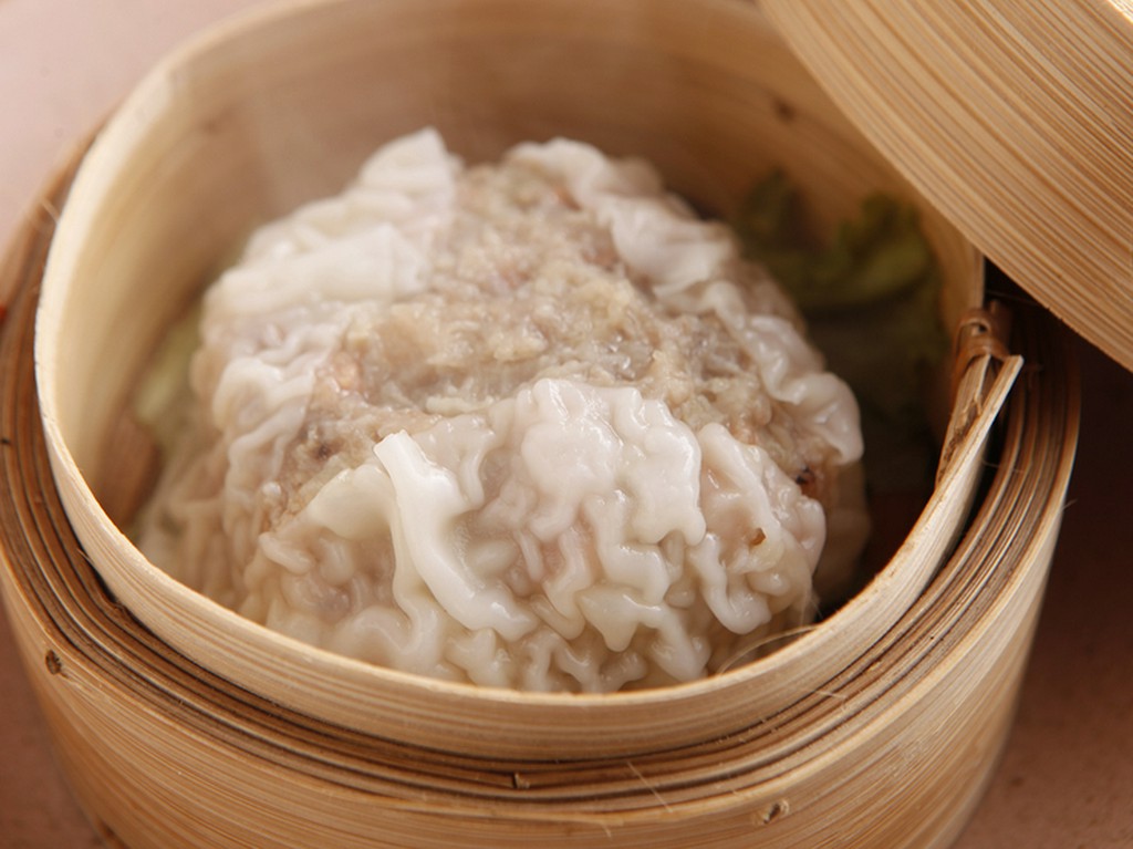 インスタ映えする驚きのボリューム！『ジャンボシューマイ』