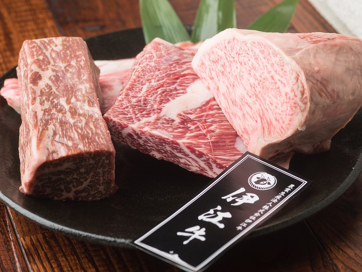 伊江牛焼肉 福重 新橋店 虎ノ門 焼肉 のおすすめ料理 メニュー ヒトサラ