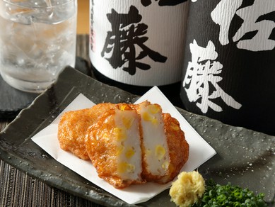 「佐藤」など、料理の薫りと美味しさを引き立てる焼酎を取り揃え