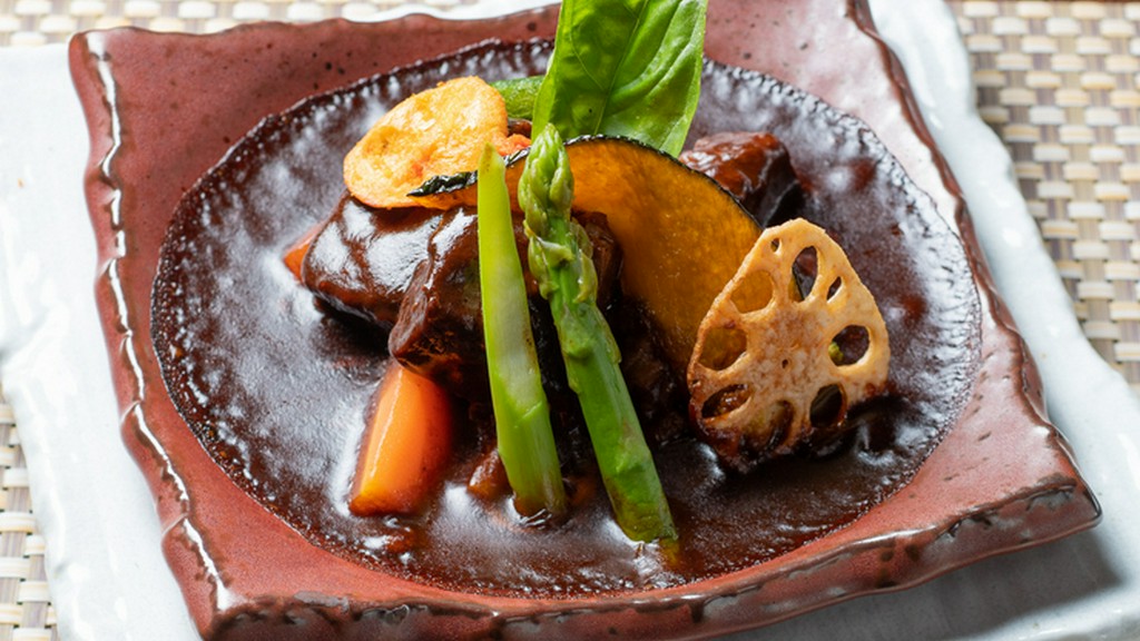 コクがあり、しかも後味が爽やかな『黒毛和牛ビーフシチュー』