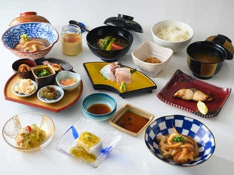 旬魚介を中心とした逸品食材で織りなす『季節のお手軽コース』