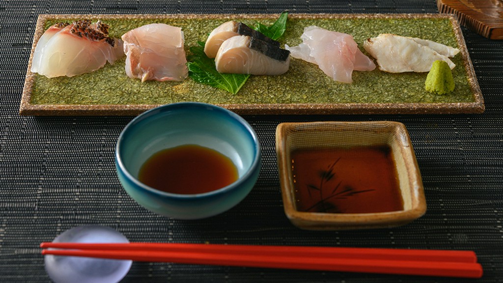 大満足のコース料理が評判。神保町での接待や会食にぜひ