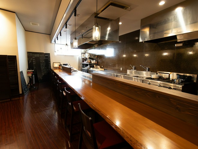 カウンター席がある