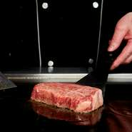 こだわりの海鮮西洋料理3品と、A5ランク近江牛の希少部位の赤身（50g）と霜降り（50g）をご堪能するコース