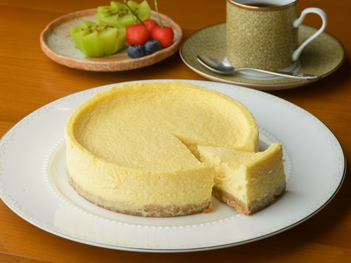 デザートのチーズケーキは大人の味