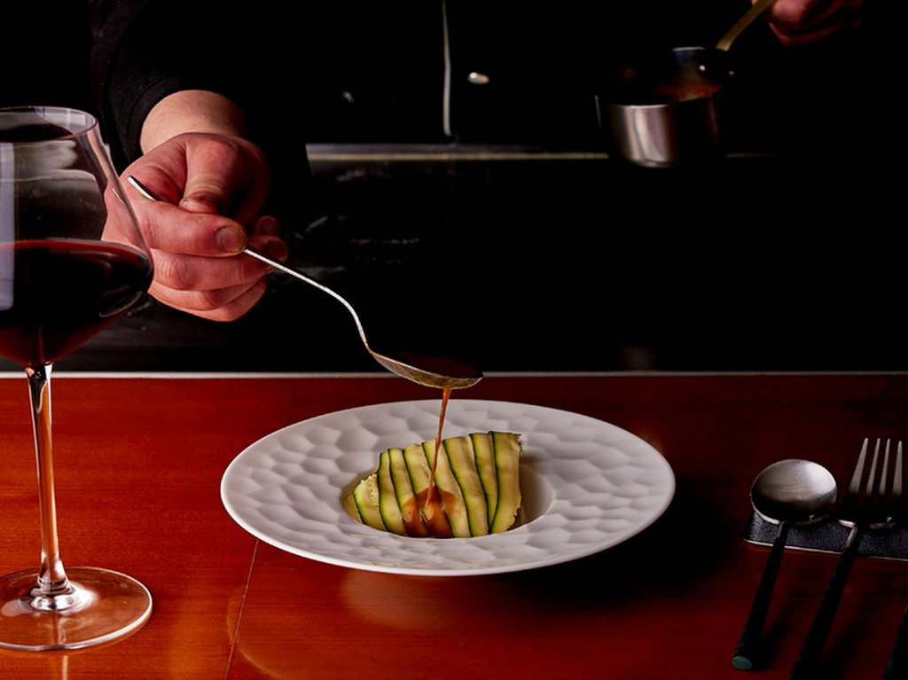 お客様の希望に応じて食べたいものをお出しする