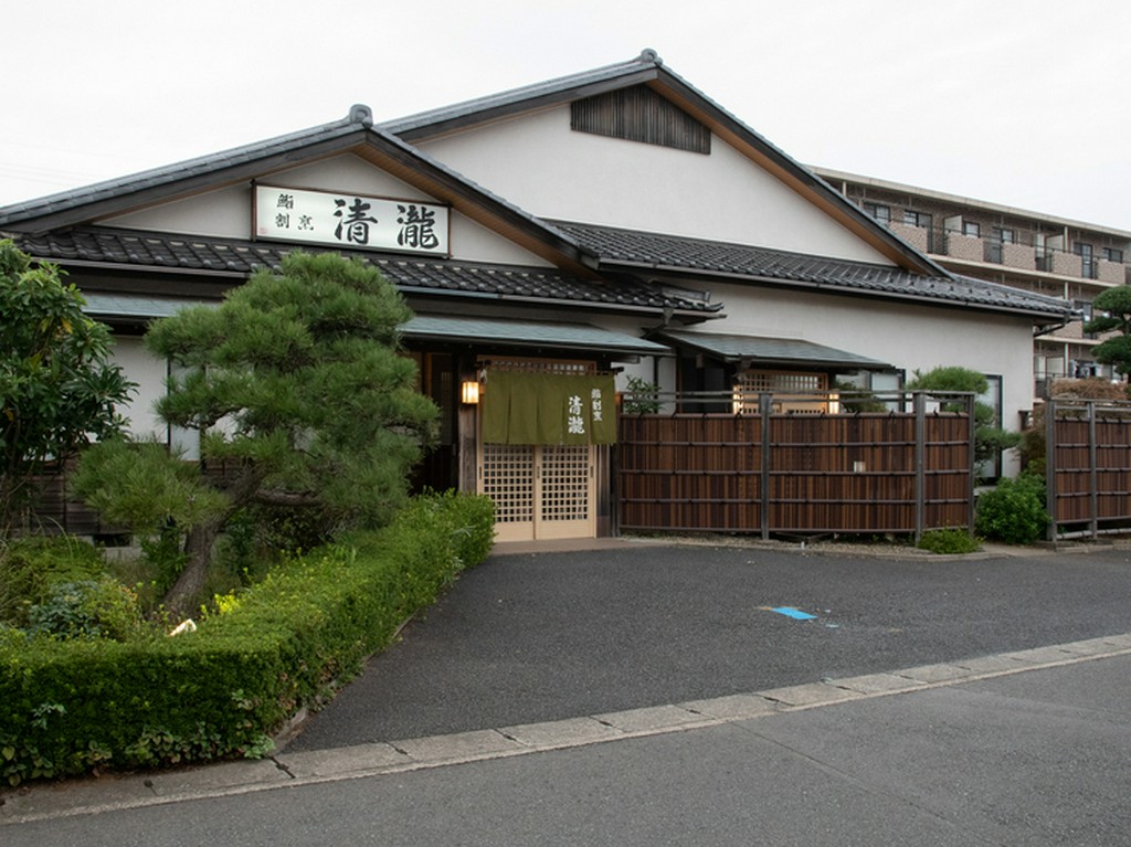 お客様がご来店になった時の気持ちの良い第一声を大切に