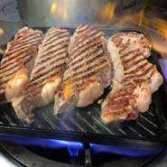 ※表示価格は税抜き価格です。
※こちらのプランはチャージ料も込みの価格となっております。
※10名様以上のご予約はお電話にて承っております。