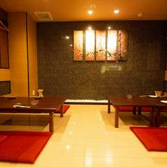 最大60名までの宴会ができる、広々とした座敷スペース