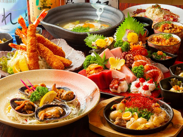 乙女心をくすぐる、バラエティに富んだ豪華な料理