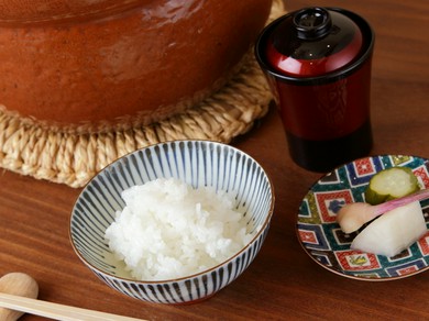 生産量が極僅かな幻の高級米を土鍋で炊き上げた『小滝米』