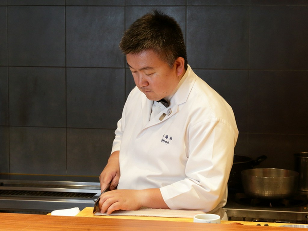 最高な状態で料理を提供。きめ細やかな接客でおもてなし