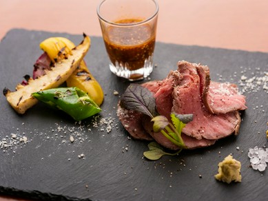 貸し切り着席40名まで！主賓好みのフレンチで記憶に残る宴を