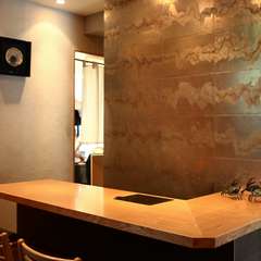 すっきりきれいな大吟醸を中心に、蟹コースに合う銘酒がずらり