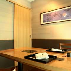 銀座の格別の舞台。記念日ディナーには特製プレートをご用意