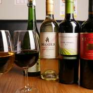 上質なカメ出し紹興酒と厳選ワインで、中華料理を味わう