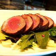 特製たれ漬けマトンもも肉のソテー