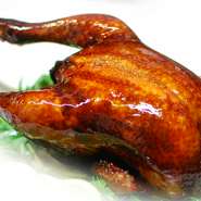 出会いと別れの季節。その宴の場に彩りを添えられるよう、春限定のお得なコースをご用意いたしました。