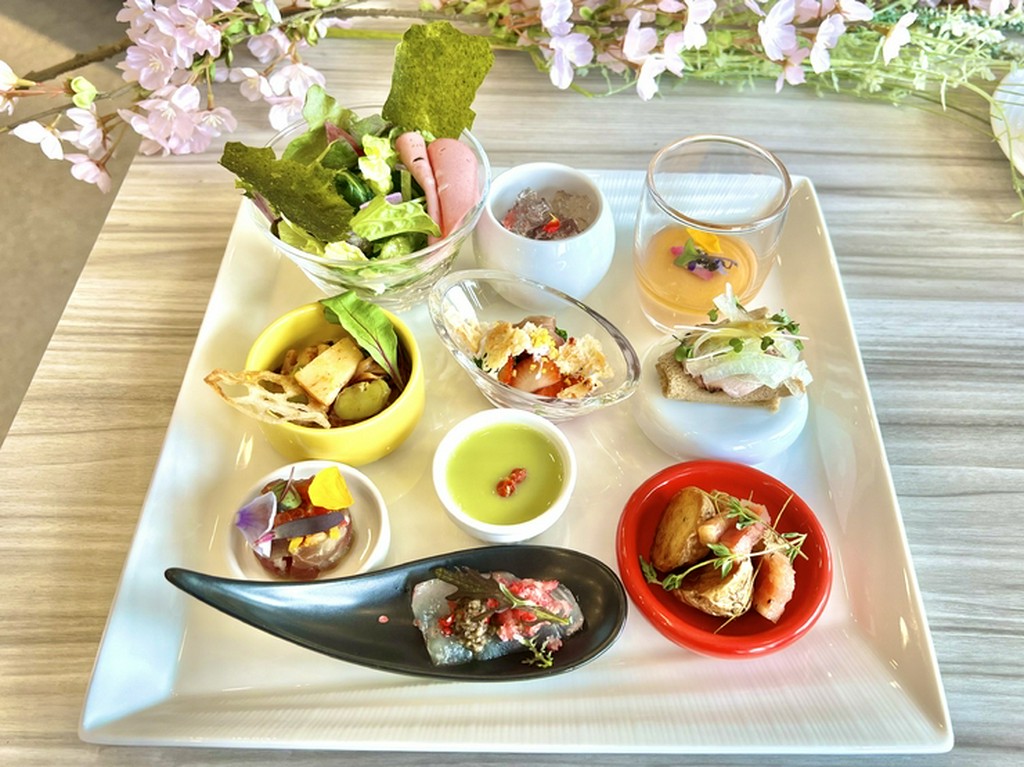 季節の10種の前菜