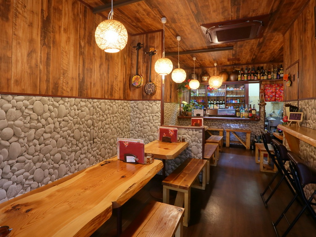 最大27名までOK！　広々と使える宴会スペース