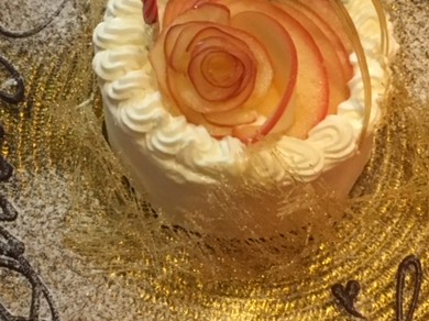 デザートにご希望のメッセージや飴細工を(コース料理限定）