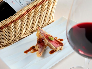 選りすぐりワインと『季節の天ぷらコース』で大切な方をもてなす