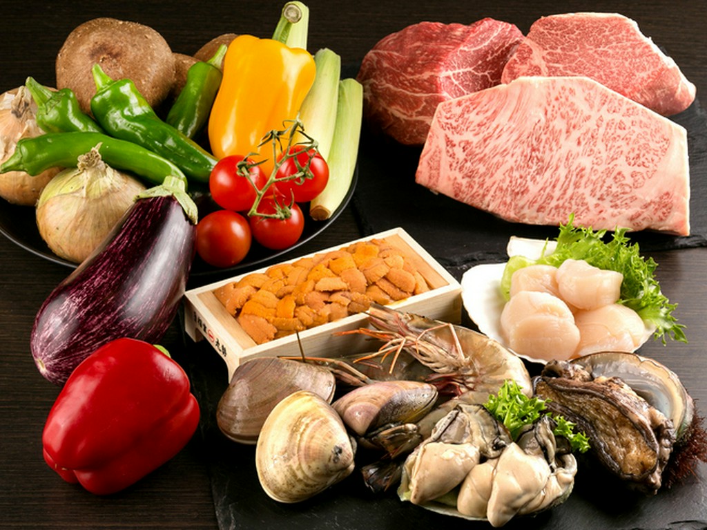 肉卸業を営む社長厳選の和牛、全国各地の新鮮な魚介類
