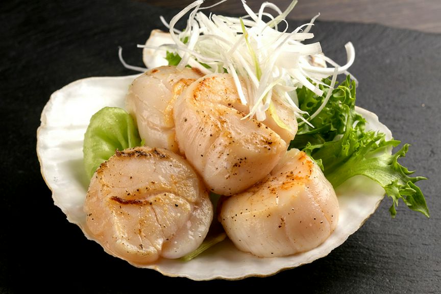 北海道産ホタテのレアステーキ